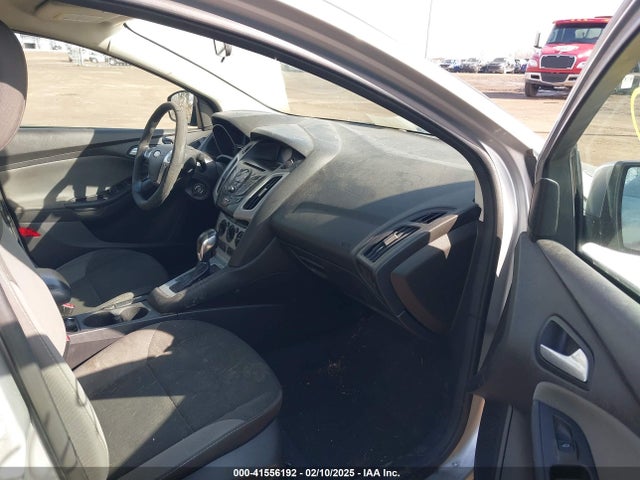 Ford FOCUS SE 2014 1FADP3F26EL193208 Image 5
