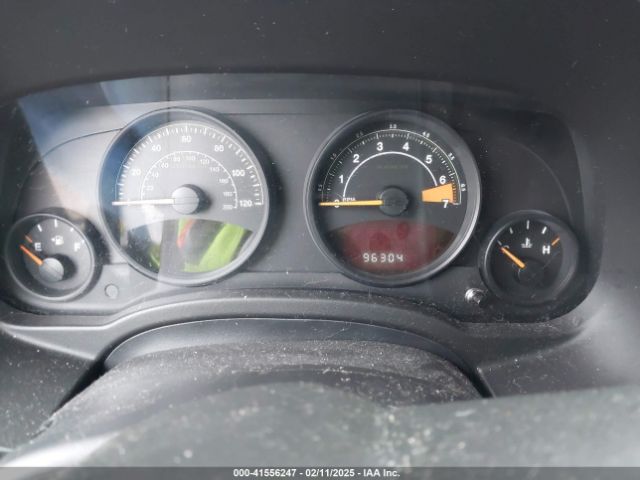 1C4NJPBB8GD547837 Jeep Patriot Sport