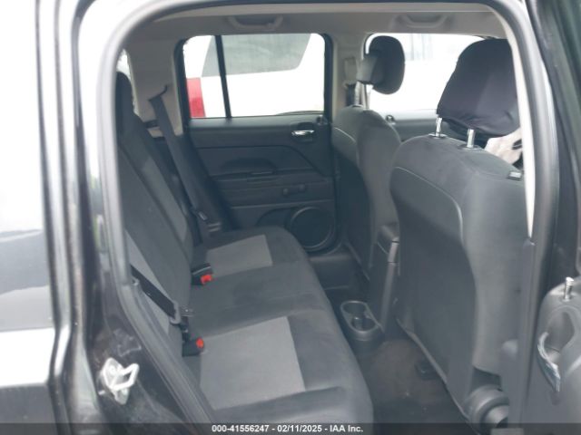 1C4NJPBB8GD547837 Jeep Patriot Sport