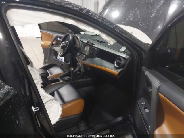2T3JFREV9HW577192 Toyota RAV4 SE