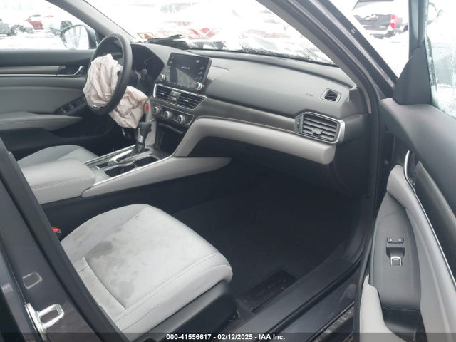 1HGCV1F17JA086568 Honda ACCORD LX
