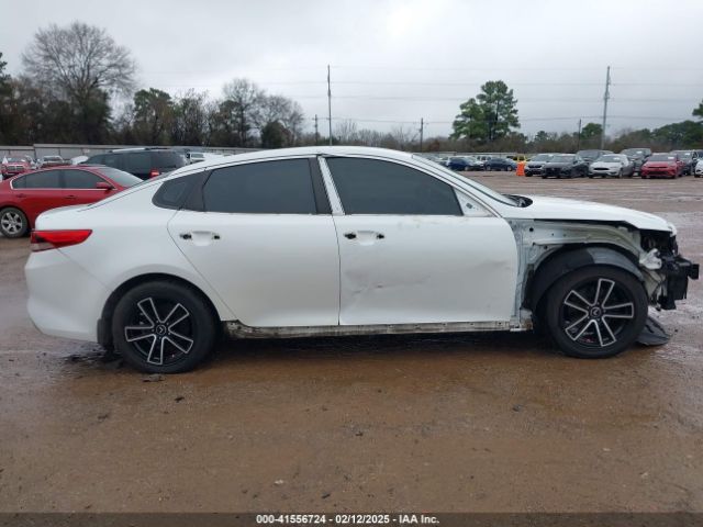 5XXGT4L33JG256331 KIA Optima Lx