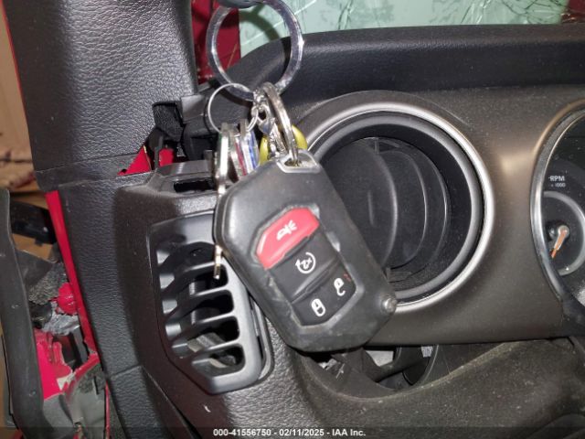 1C4GJXAG4KW646013 Jeep Wrangler Sport S 4x4