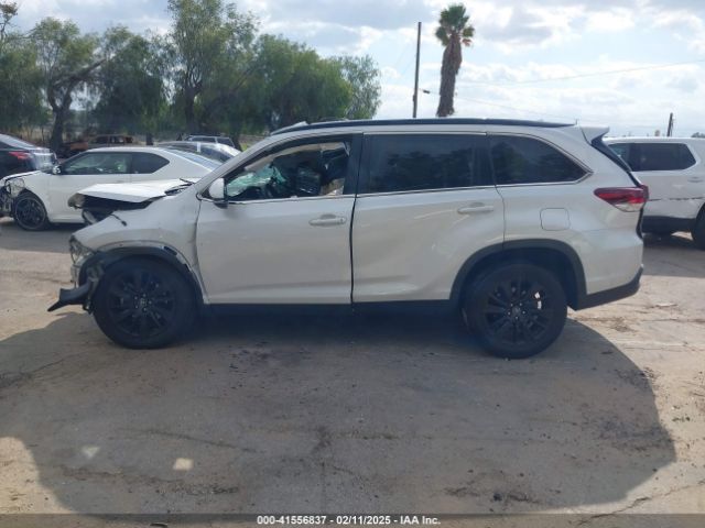 5TDKZRFHXKS308146 Toyota Highlander Se