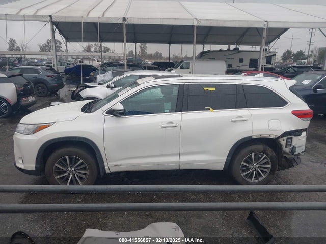 Toyota Highlander Xle 2018 5TDJZRFH4JS910194 Image 15