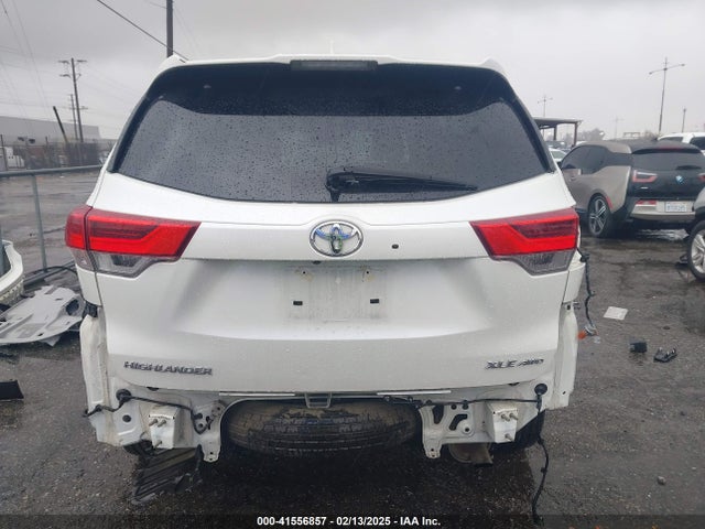 Toyota Highlander Xle 2018 5TDJZRFH4JS910194 Image 17