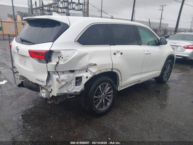 Toyota Highlander Xle 2018 5TDJZRFH4JS910194 Image 4
