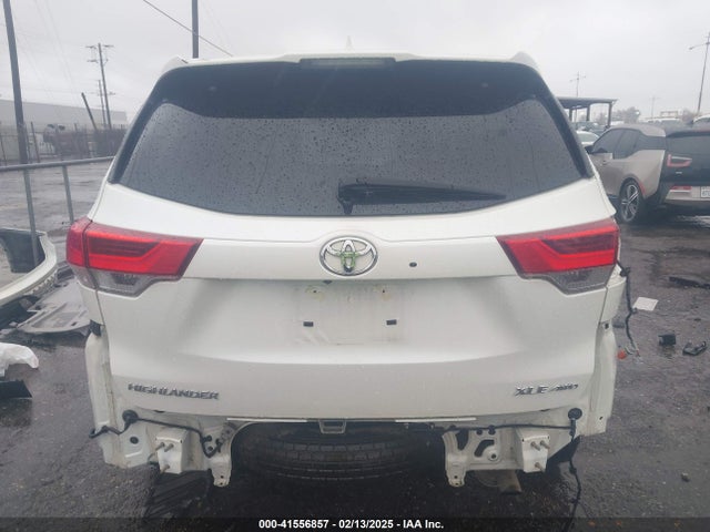 Toyota Highlander Xle 2018 5TDJZRFH4JS910194 Image 6