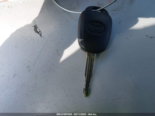 Toyota RAV4 LE 2018 2T3ZFREVXJW426984 Image 11