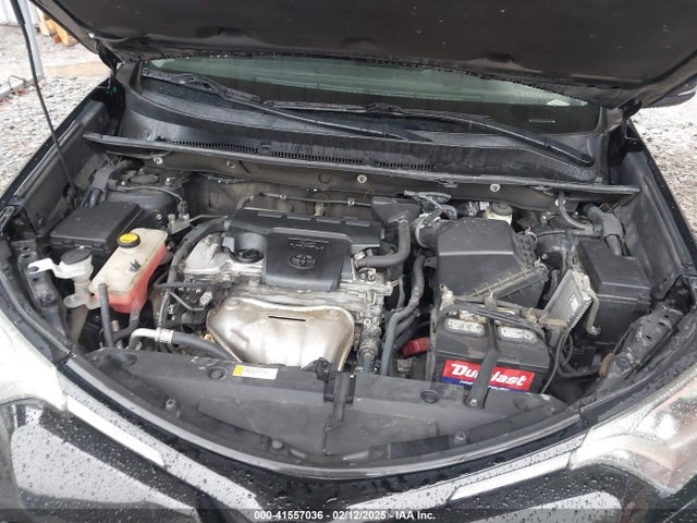 2T3WFREV7JW463672 Toyota Rav4 Adventure/xle
