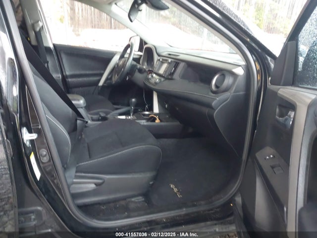 2T3WFREV7JW463672 Toyota Rav4 Adventure/xle