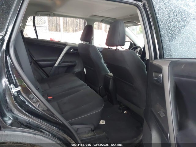 2T3WFREV7JW463672 Toyota Rav4 Adventure/xle