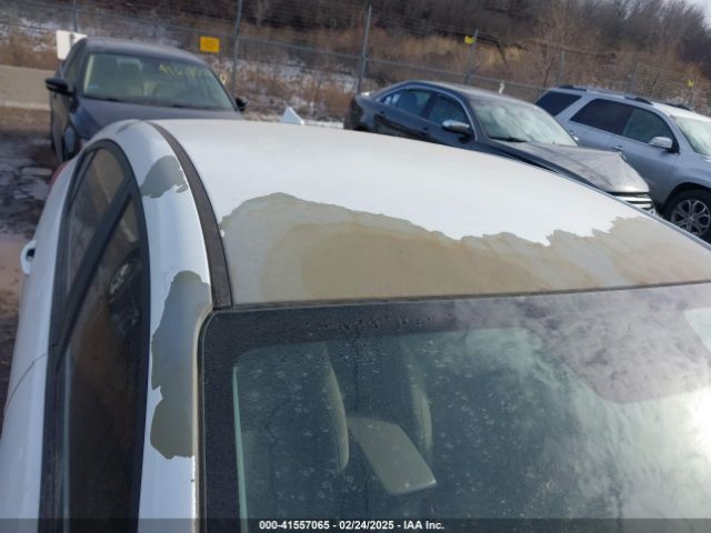 5NPD84LF7HH040026 Hyundai ELANTRA SE