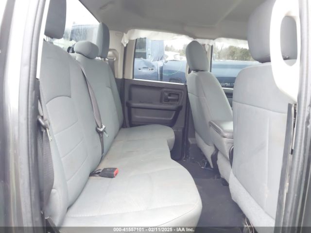 1C6RR6FT2KS723641 RAM 1500 Classic Tradesman  4x2 6'4 Box