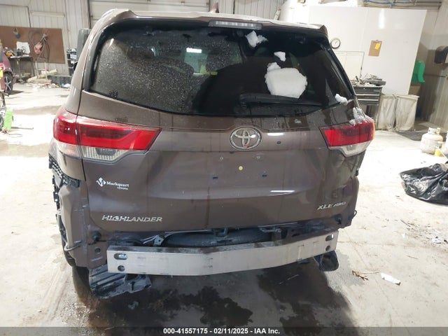 Toyota Highlander Xle 2017 5TDJZRFH7HS478100 Image 16