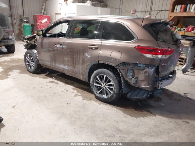 Toyota Highlander Xle 2017 5TDJZRFH7HS478100 Image 3