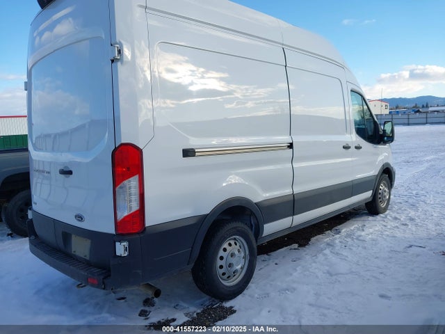 Ford Transit-250 2022 1FTBR2X82NKA64025 Image 4