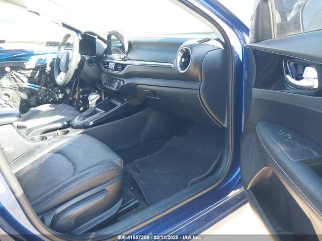 3KPF54AD6LE185882 KIA FORTE EX