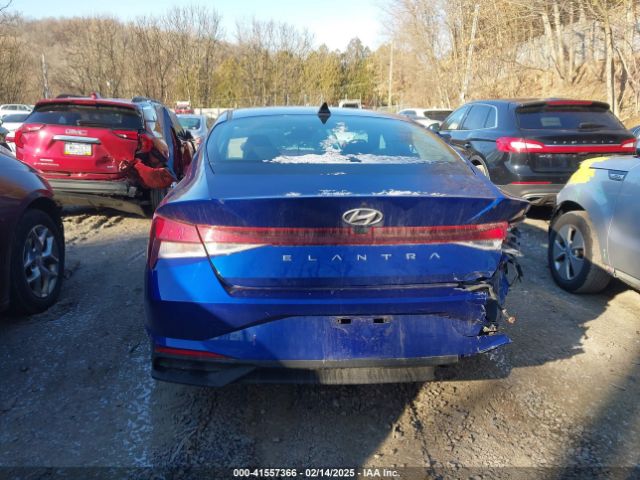 5NPLL4AGXMH037492 Hyundai ELANTRA SE