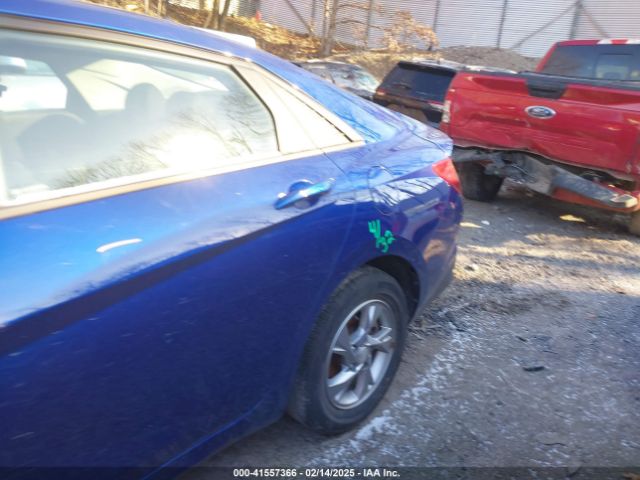 5NPLL4AGXMH037492 Hyundai ELANTRA SE