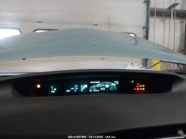JTDKN3DU5F1877725 Toyota Prius
