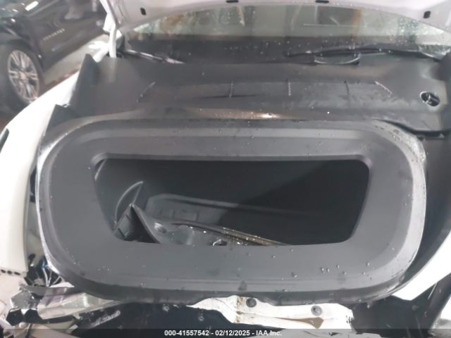 2023 TESLA MODEL Y 7SAYGDEE7PF596216 Photo 9