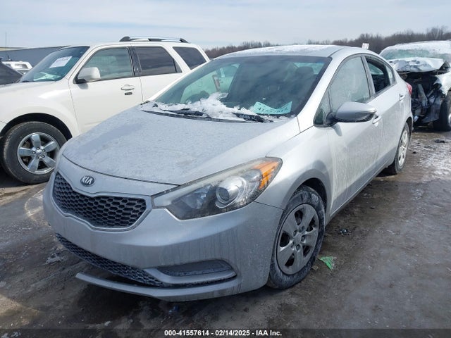 KNAFX4A61G5558479 KIA FORTE LX