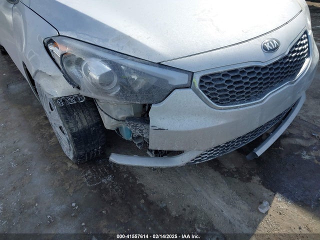 KNAFX4A61G5558479 KIA FORTE LX