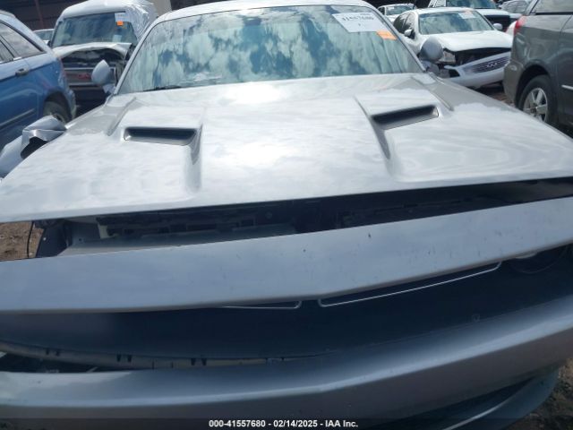2C3CDZAG2FH913515 Dodge Challenger Sxt