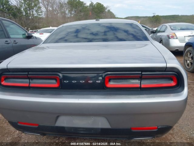 2C3CDZAG2FH913515 Dodge Challenger Sxt