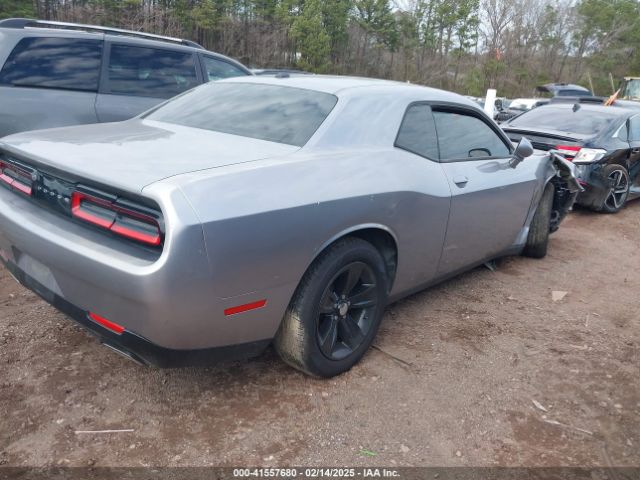 2C3CDZAG2FH913515 Dodge Challenger Sxt