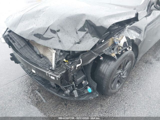 KMHLM4AG8NU256337 Hyundai ELANTRA SEL