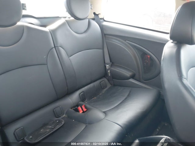 2011 MINI COOPER S WMWSV3C55BTY11360 Photo 7
