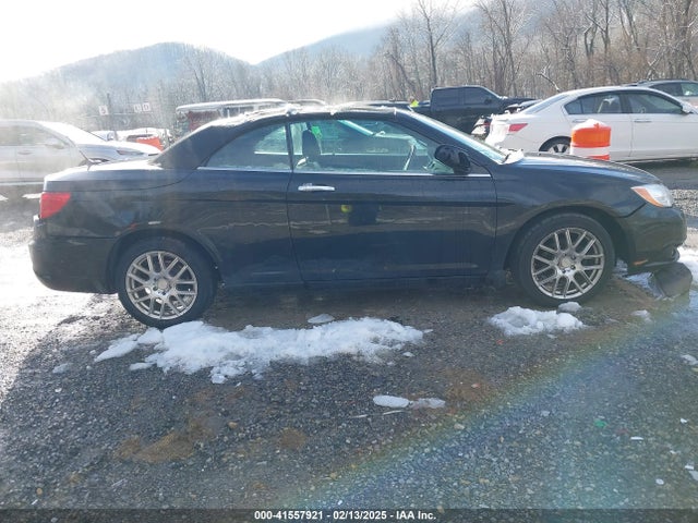 Chrysler 200 Limited 2014 1C3BCBFG9EN162644 Image 13