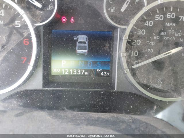 5TFDY5F17FX450557 Toyota Tundra Sr5 5.7l V8