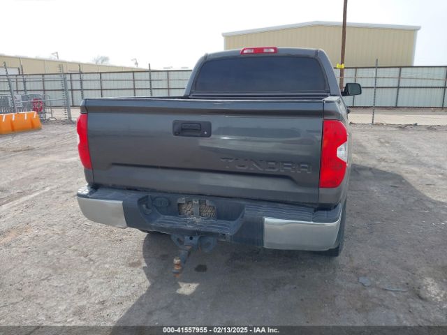 5TFDY5F17FX450557 Toyota Tundra Sr5 5.7l V8