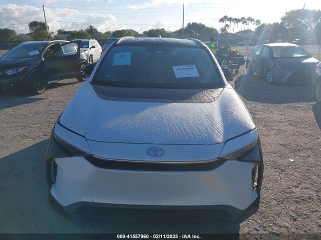 Toyota BZ4X XLE 2024 JTMABACA6RA084552 Image 12