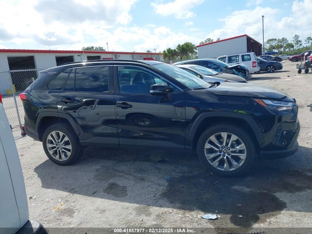 Toyota Rav4 Xle Premium 2023 2T3A1RFV6PC375648 Image 13