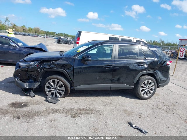 Toyota Rav4 Xle Premium 2023 2T3A1RFV6PC375648 Image 14
