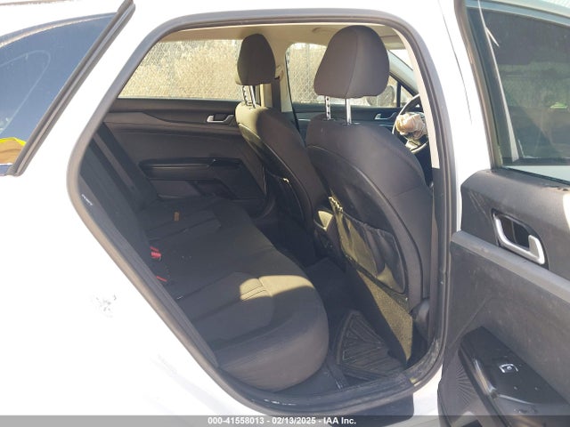 KIA K5 LXS 2023 5XXG14J29PG227795 Image 8
