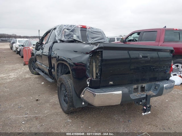 5TFRY5F13EX158439 Toyota Tundra Sr5 5.7l V8