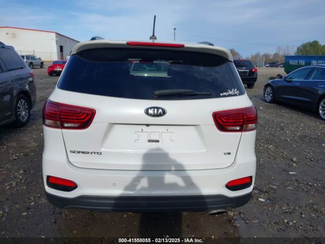5XYPG4A54KG599963 KIA Sorento 3.3l S