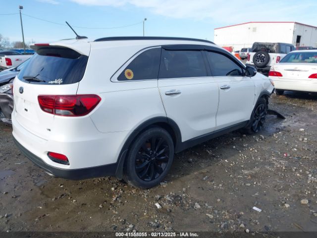 5XYPG4A54KG599963 KIA Sorento 3.3l S