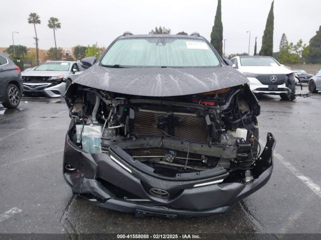 JTMWFREV9HJ136943 Toyota Rav4 Xle