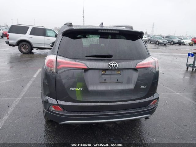 JTMWFREV9HJ136943 Toyota Rav4 Xle