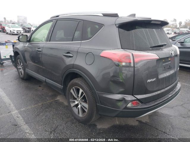 JTMWFREV9HJ136943 Toyota Rav4 Xle