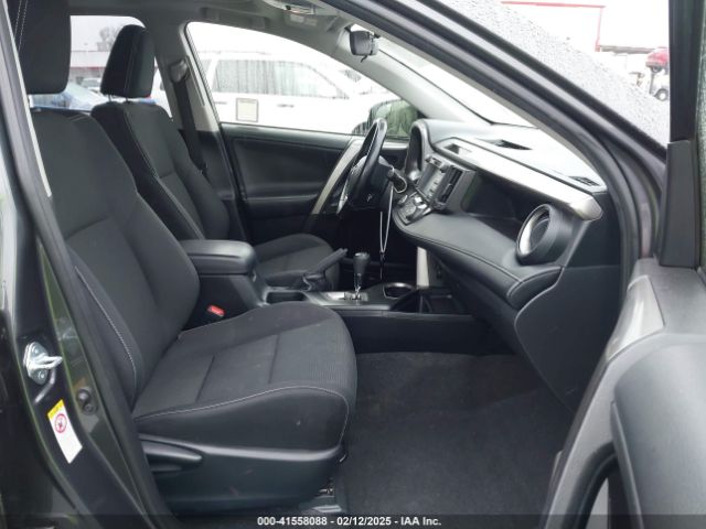 JTMWFREV9HJ136943 Toyota Rav4 Xle