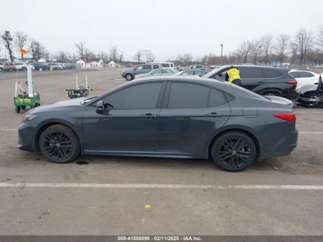 4T1DBADK8SU009193 Toyota CAMRY SE