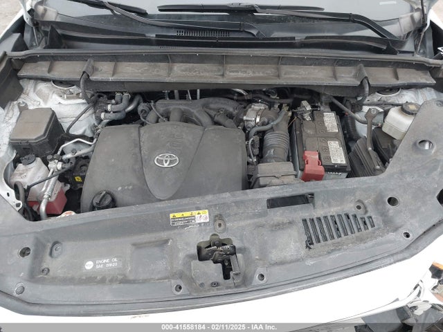 5TDGZRBH5NS590471 Toyota Highlander Xle
