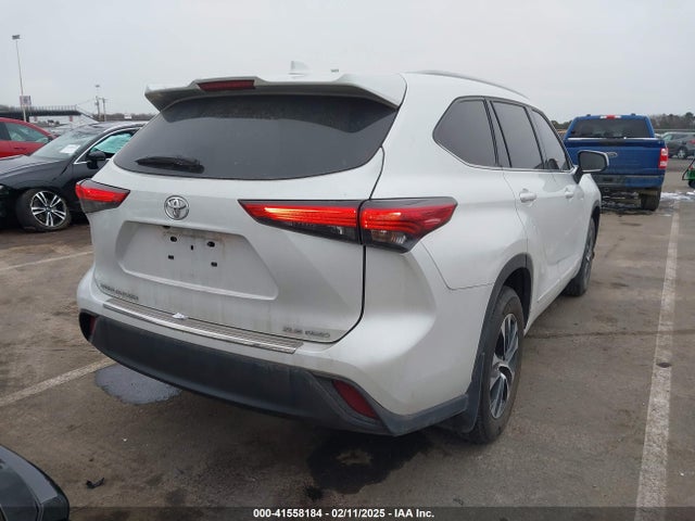 5TDGZRBH5NS590471 Toyota Highlander Xle